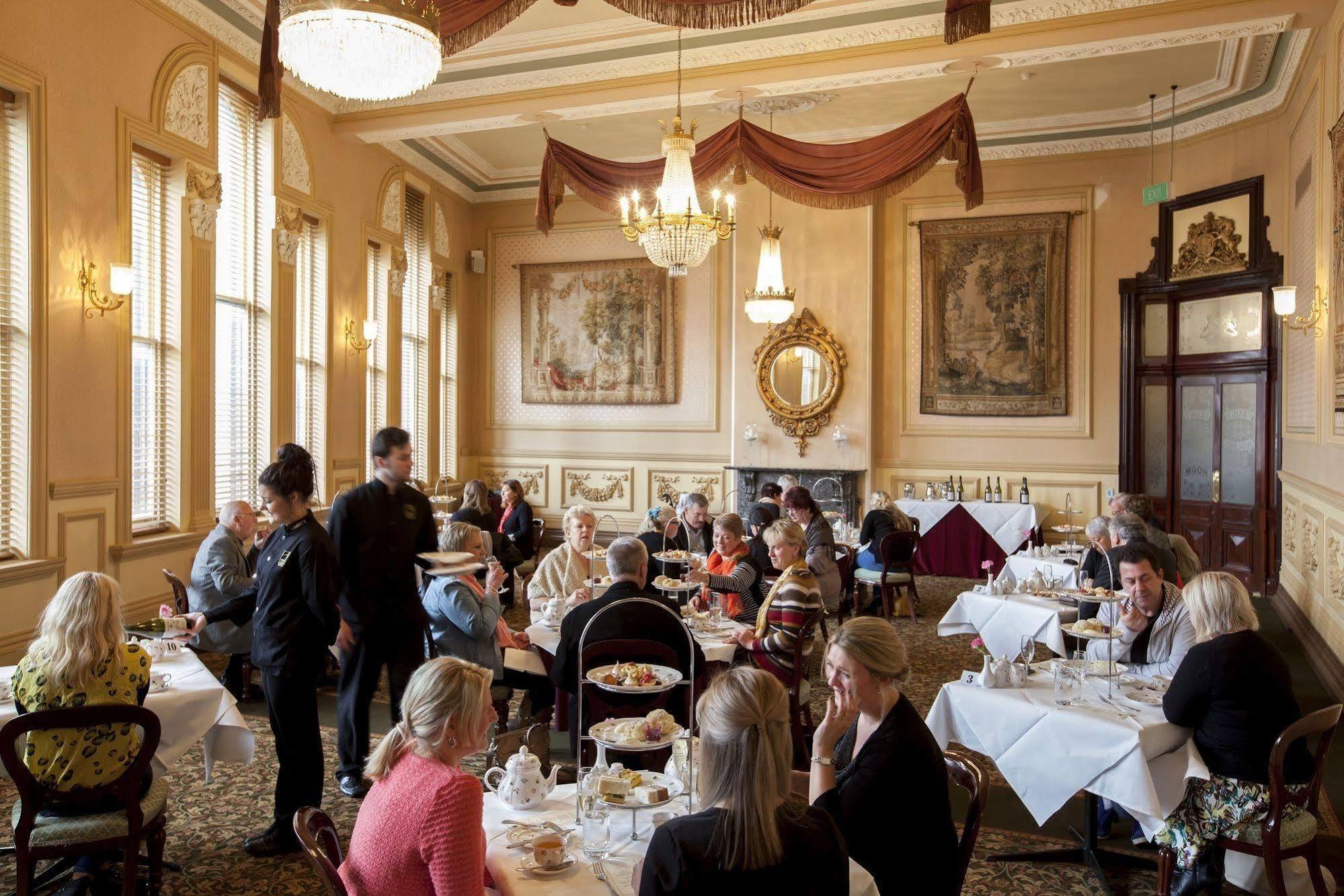 クレイグズ ロイヤル ホテル バララット エクステリア 写真 The restaurant at the Grand Hotel